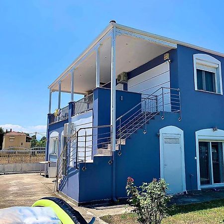 Villa Blue House Karianí Exterior foto