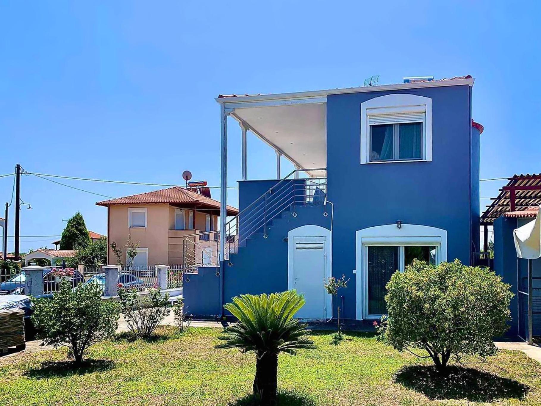 Villa Blue House Karianí Exterior foto